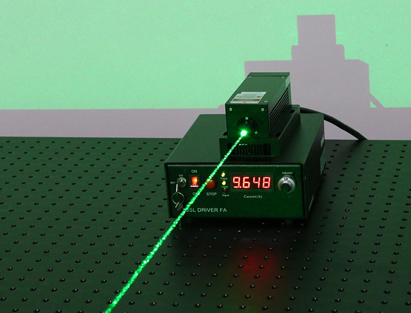 543nm 10mW Láser de estado sólido Verde DPSS TEM00 Laser CW/TTL Modulación